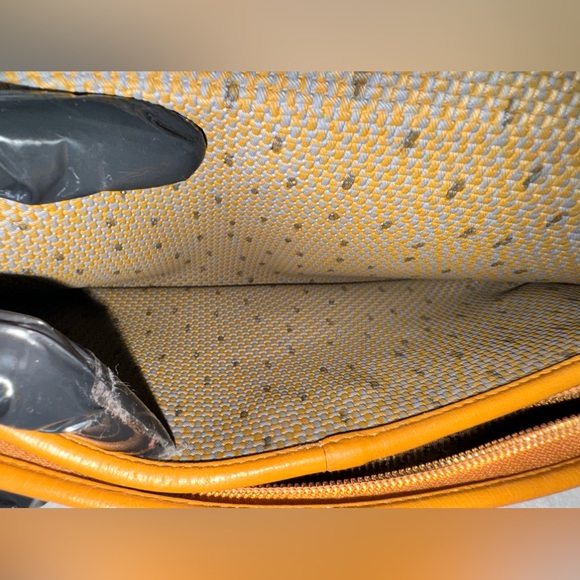 YSL Authentic Vintage  clutch leather - Picture 8 of 13